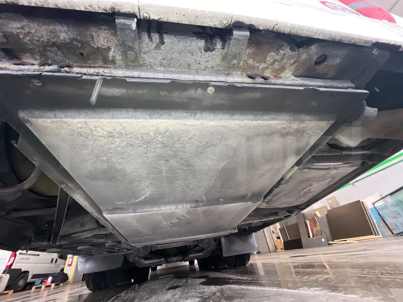 Setra S431 DT - Euro4 - 370kW - 13.890mt - engine without protection