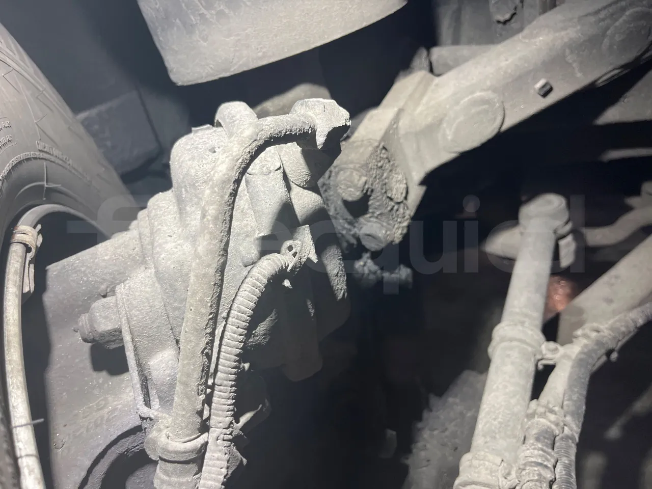 Setra S431 DT - Euro4 - 370kW - 13.890mt - front brake calipers right