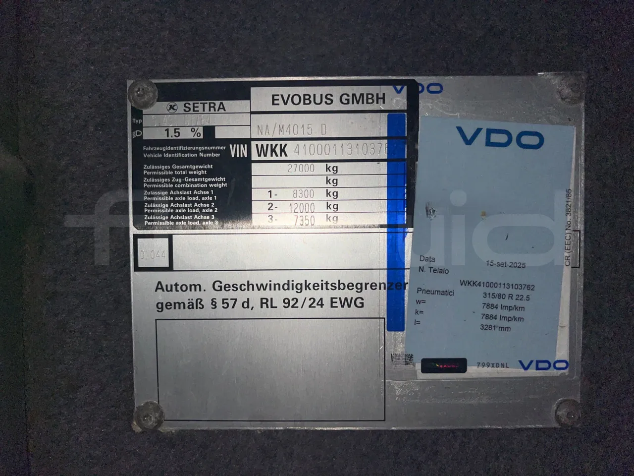 Setra S431 DT - Euro4 - 370kW - 13.890mt - vehicle plate photo