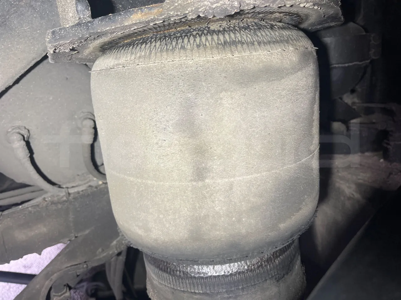 Setra S431 DT - Euro4 - 370kW - 13.890mt - axle 3 air springs 1 right