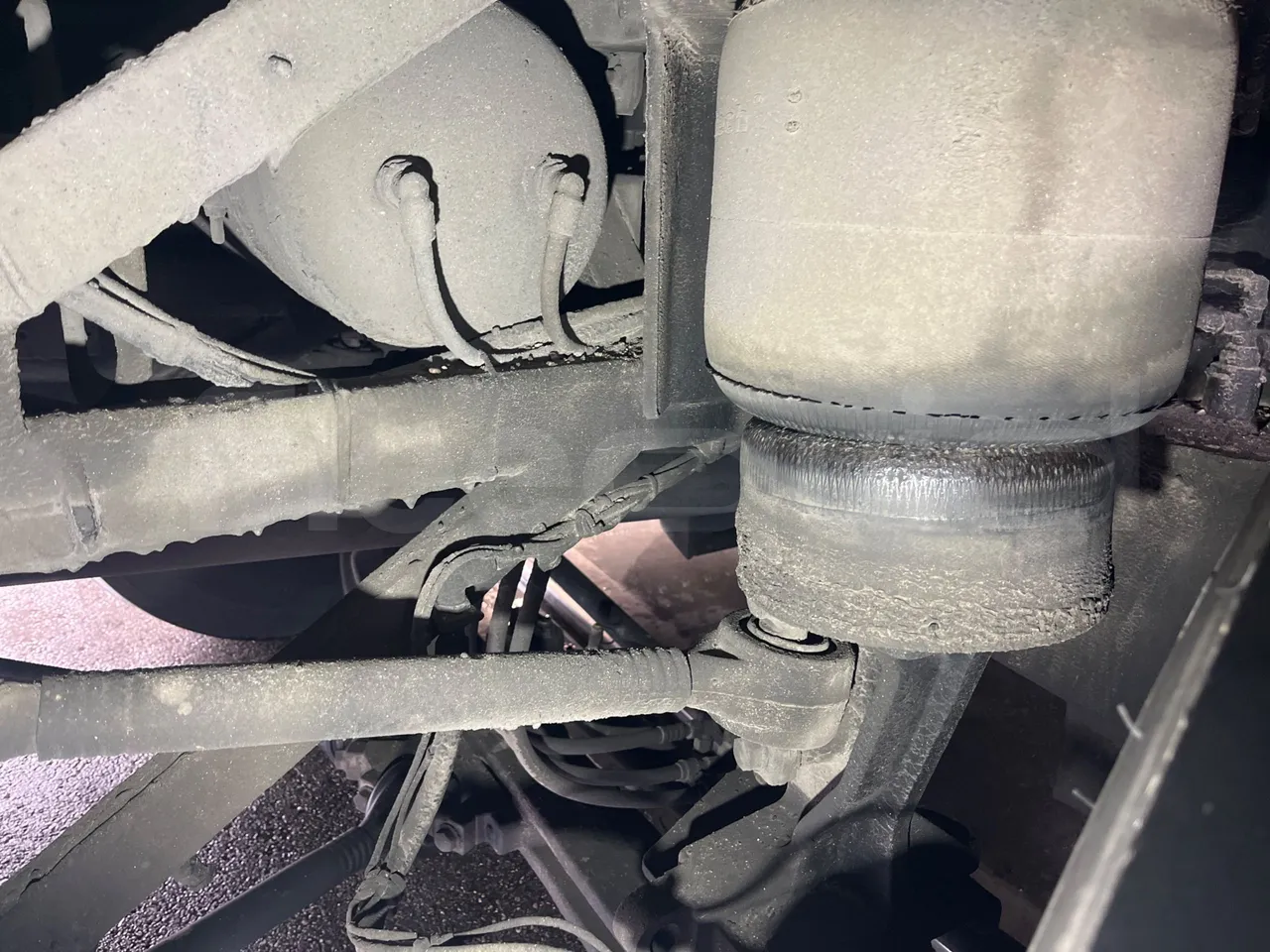 Setra S431 DT - Euro4 - 370kW - 13.890mt - axle 3 air springs 2 right