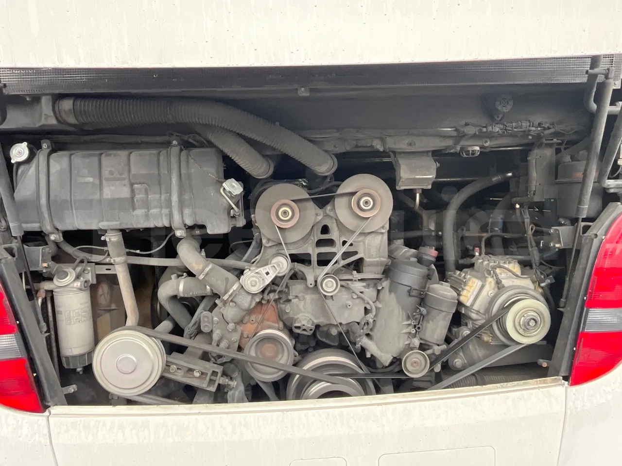 Setra S431 DT - Euro4 - 370kW - 13.890mt - rear hatch open