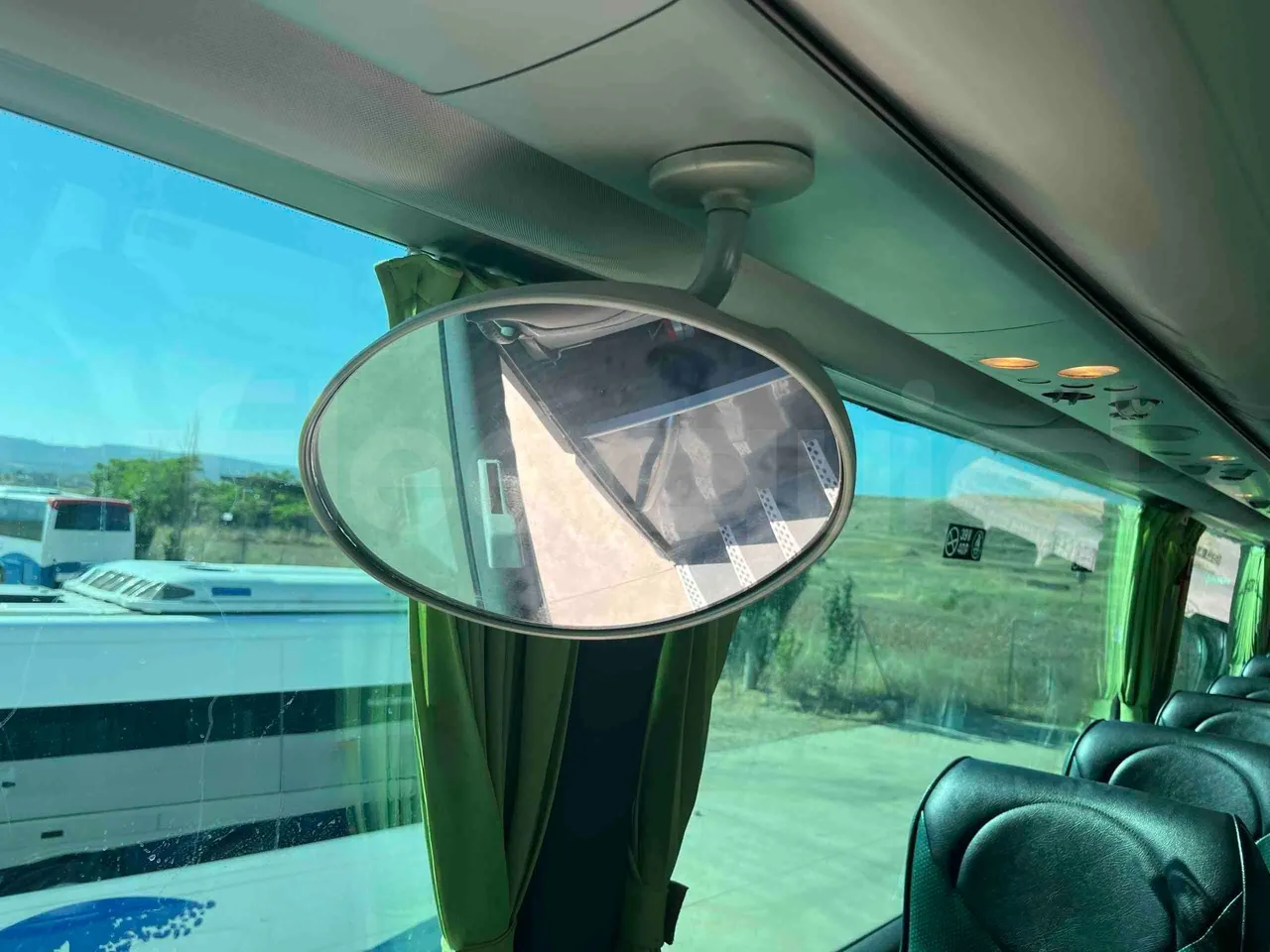 Irizar Mercedes Benz - camera accessories photo
