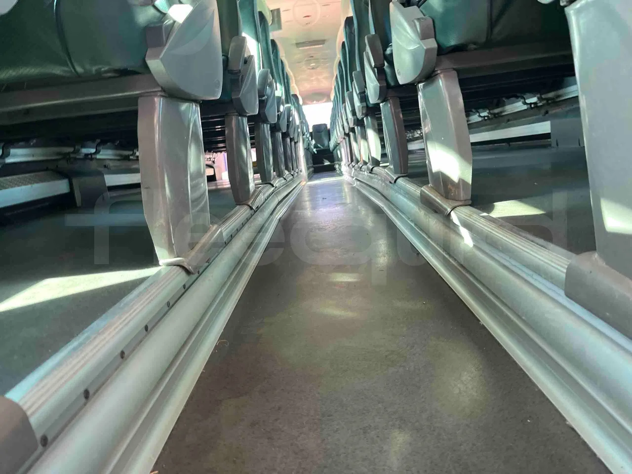 Irizar Mercedes Benz - seat brackets photo