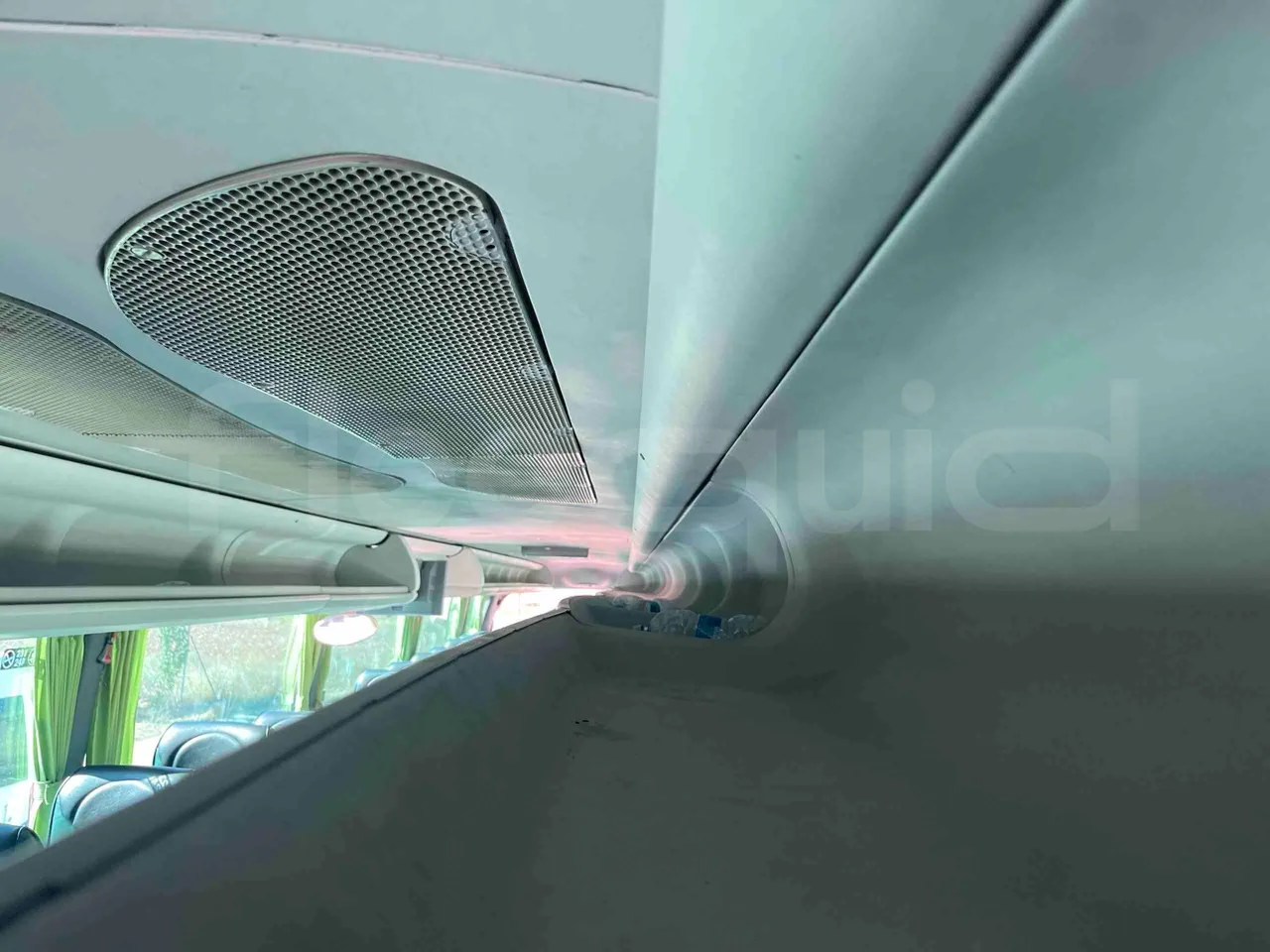 Irizar Mercedes Benz - mesh detail photo