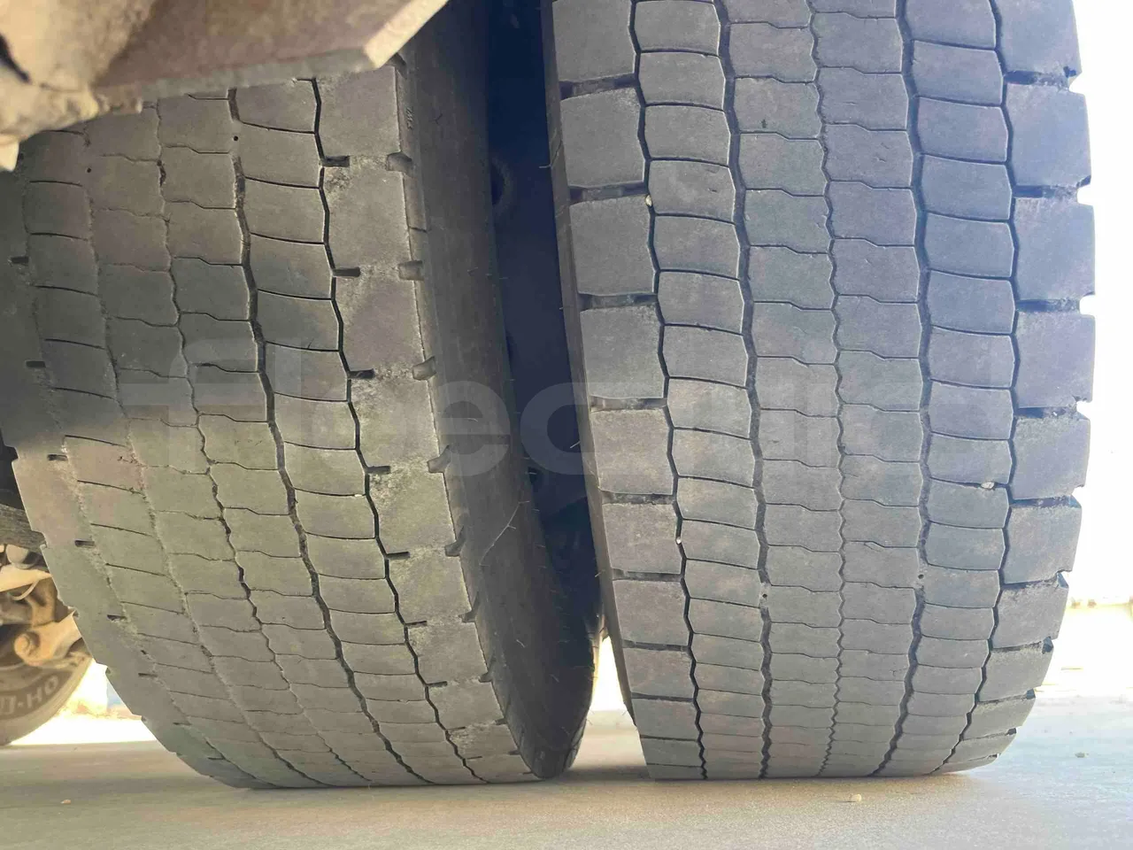 Irizar Mercedes Benz - Second Axle Left Side: Tyre Size