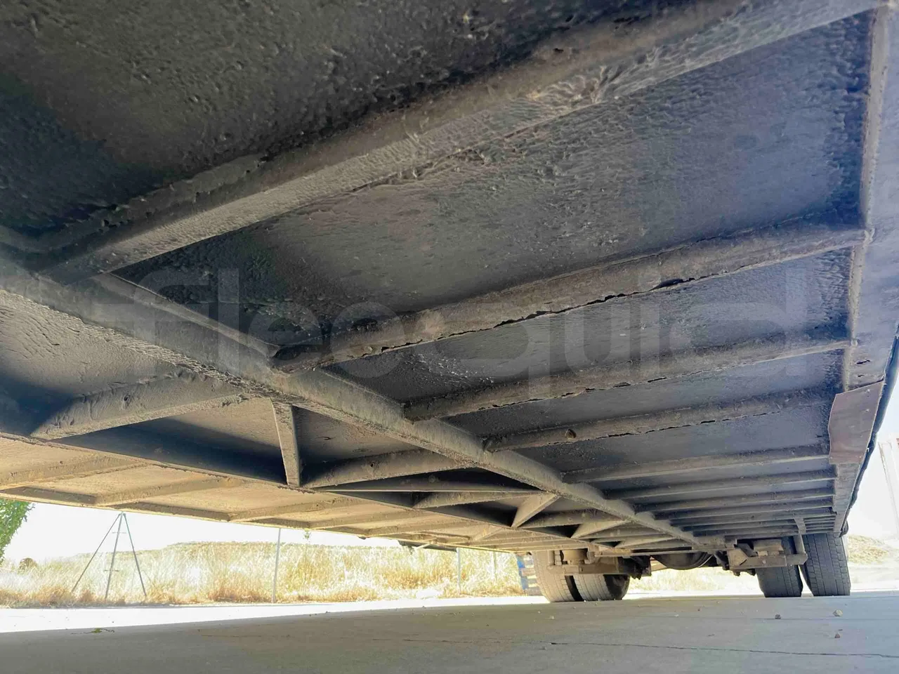 Irizar Mercedes Benz - central undercarriage photo
