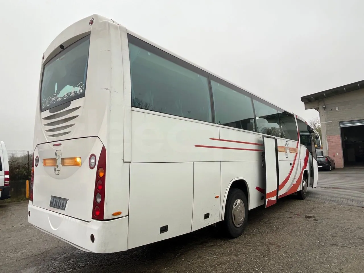 Irizar Scania K400 - EUR5 - 294kW - 12m - 3/4 right rear doors open