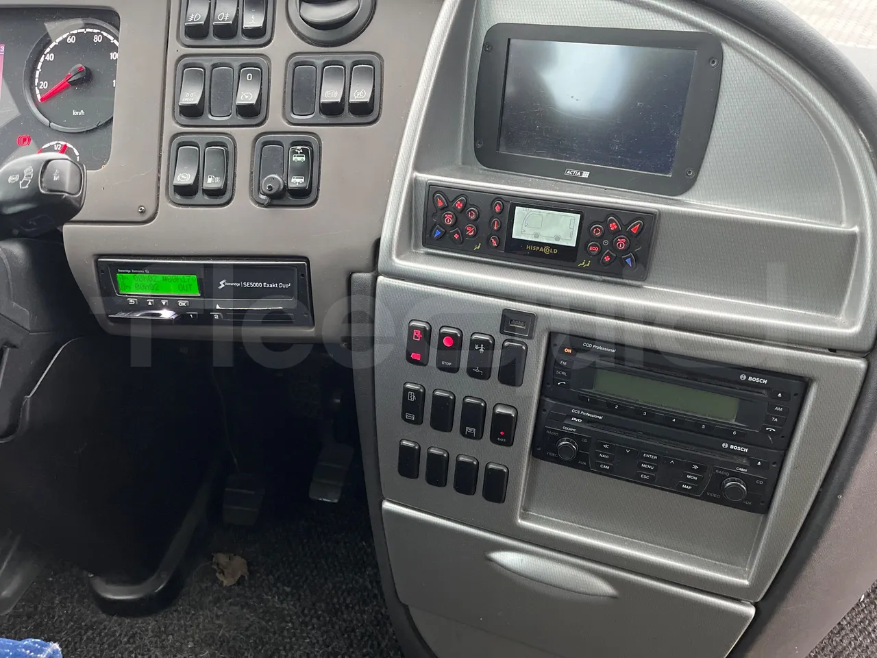 Irizar Scania K400 - EUR5 - 294kW - 12m - radio accessories photo