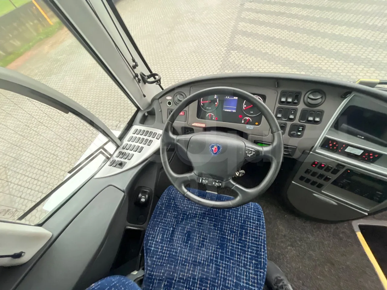 Irizar Scania K400 - EUR5 - 294kW - 12m - buttons panels on