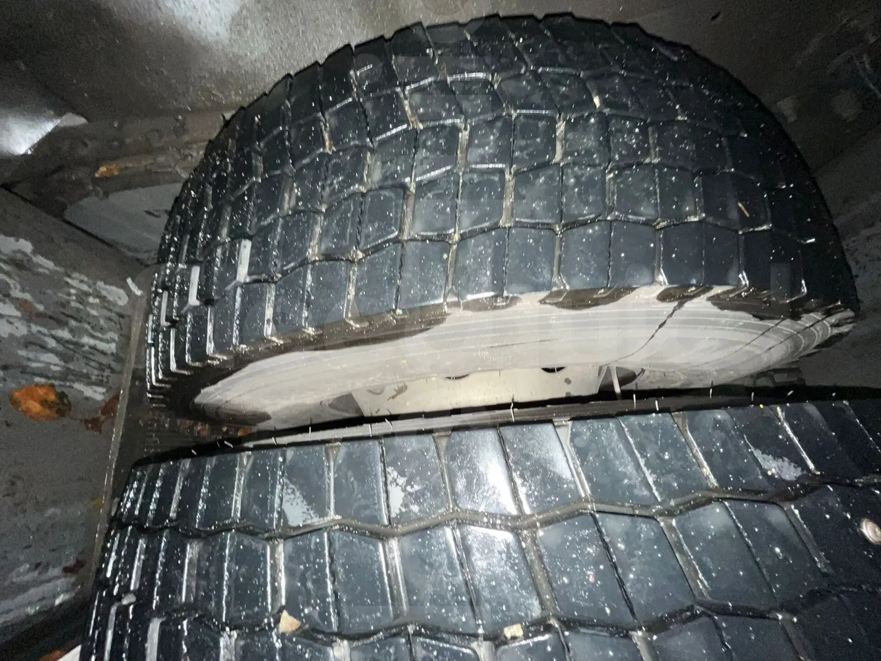 Irizar Scania K400 - EUR5 - 294kW - 12m - axle 2 discs left