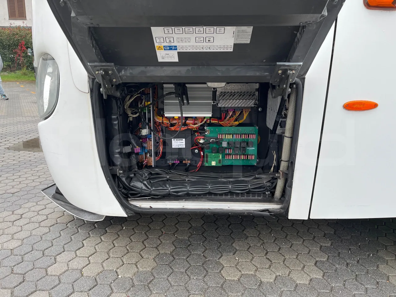 Irizar Scania K400 - EUR5 - 294kW - 12m - external compartments photo