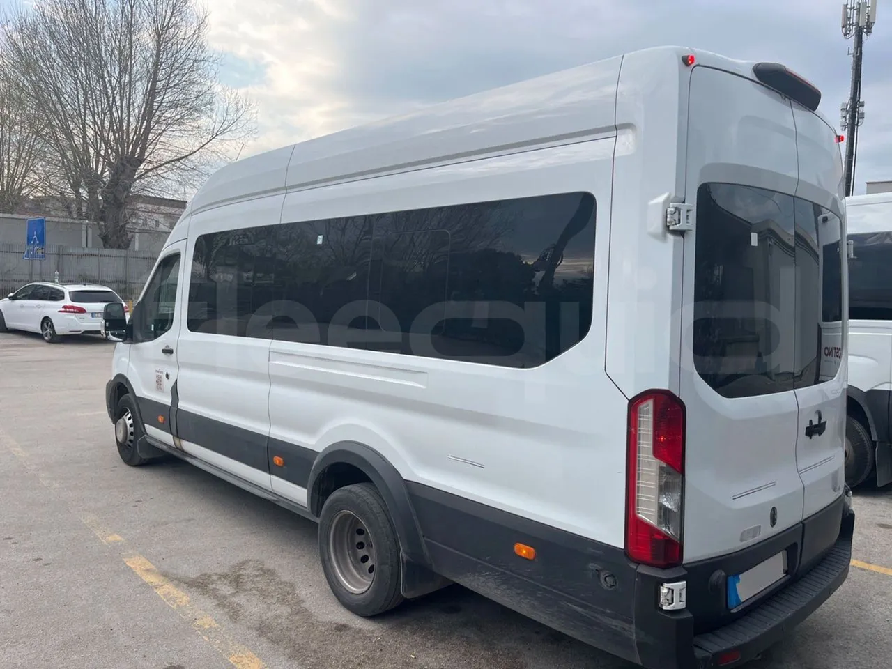 Ford Transit FBD - Euro 6 - 125 kW - 6.704 mt - 3/4 left rear side