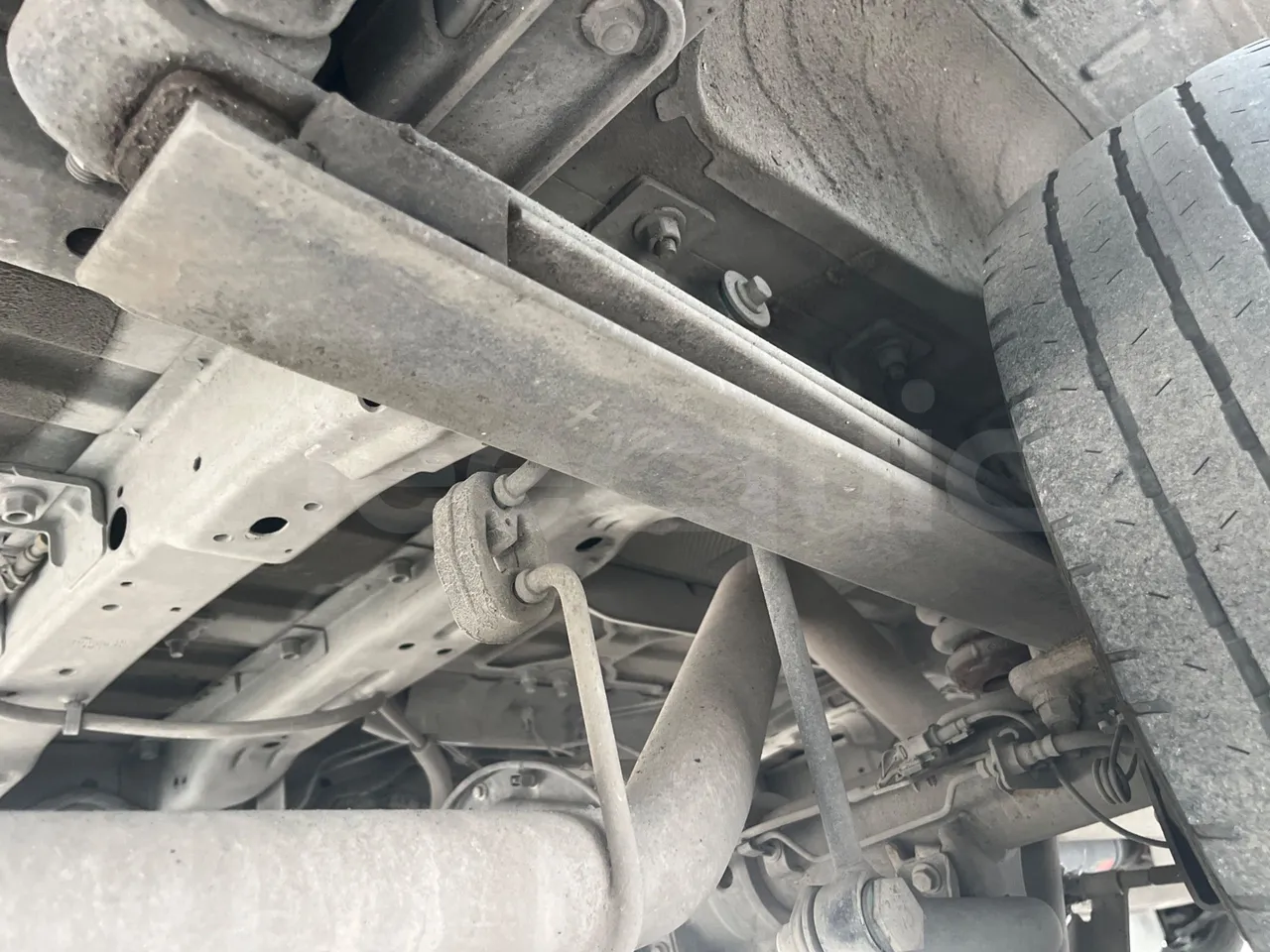 Ford Transit FBD - Euro 6 - 125 kW - 6.704 mt - axel 2 air springs 1 left