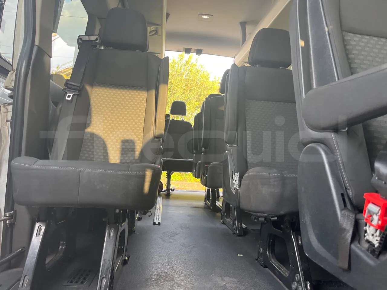 Ford Transit FBD - Euro 6 - 125 kW - 6.704 mt - seat brackets photo