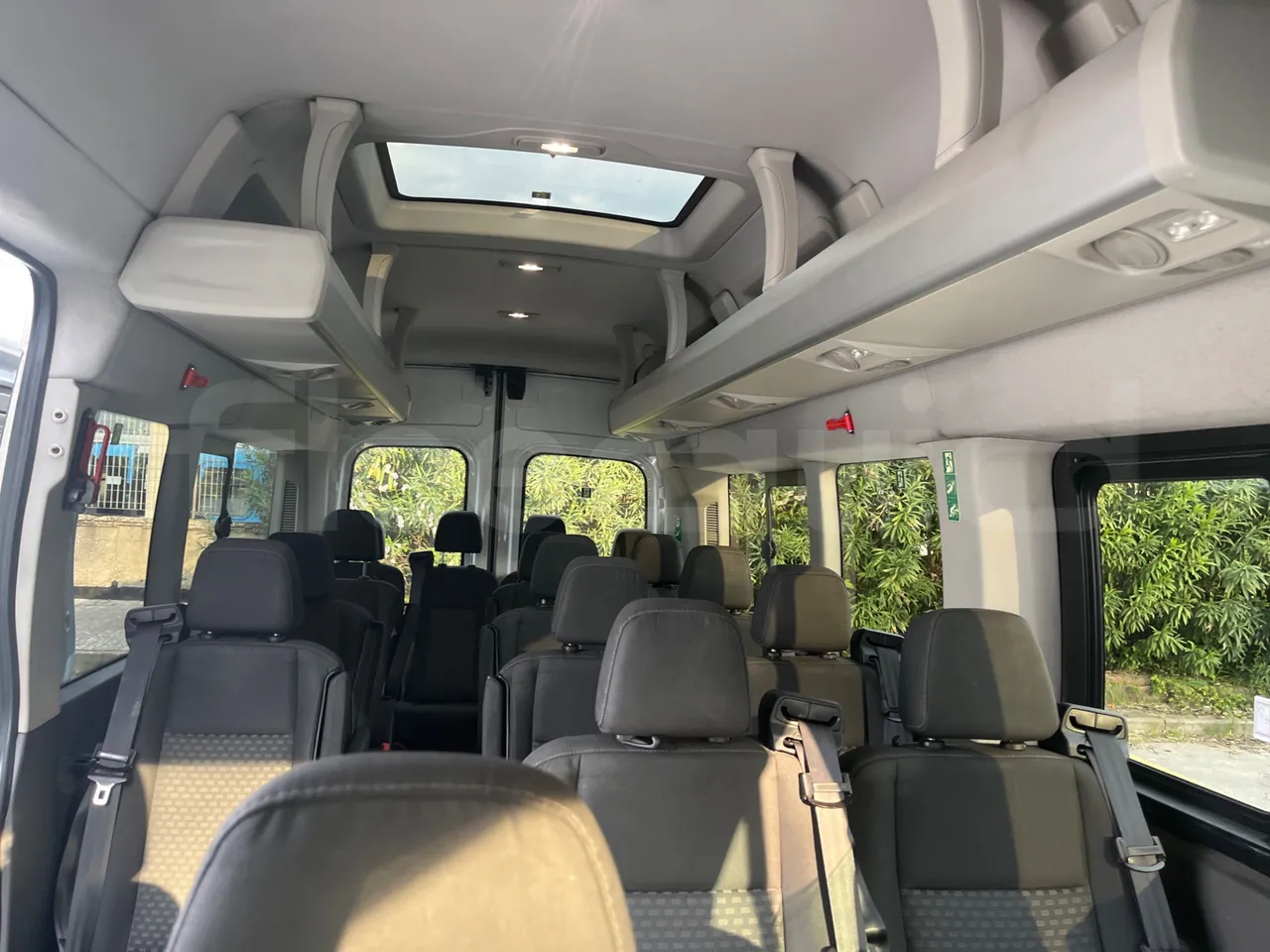 Ford Transit FBD - Euro 6 - 125 kW - 6.704 mt - handrails photo