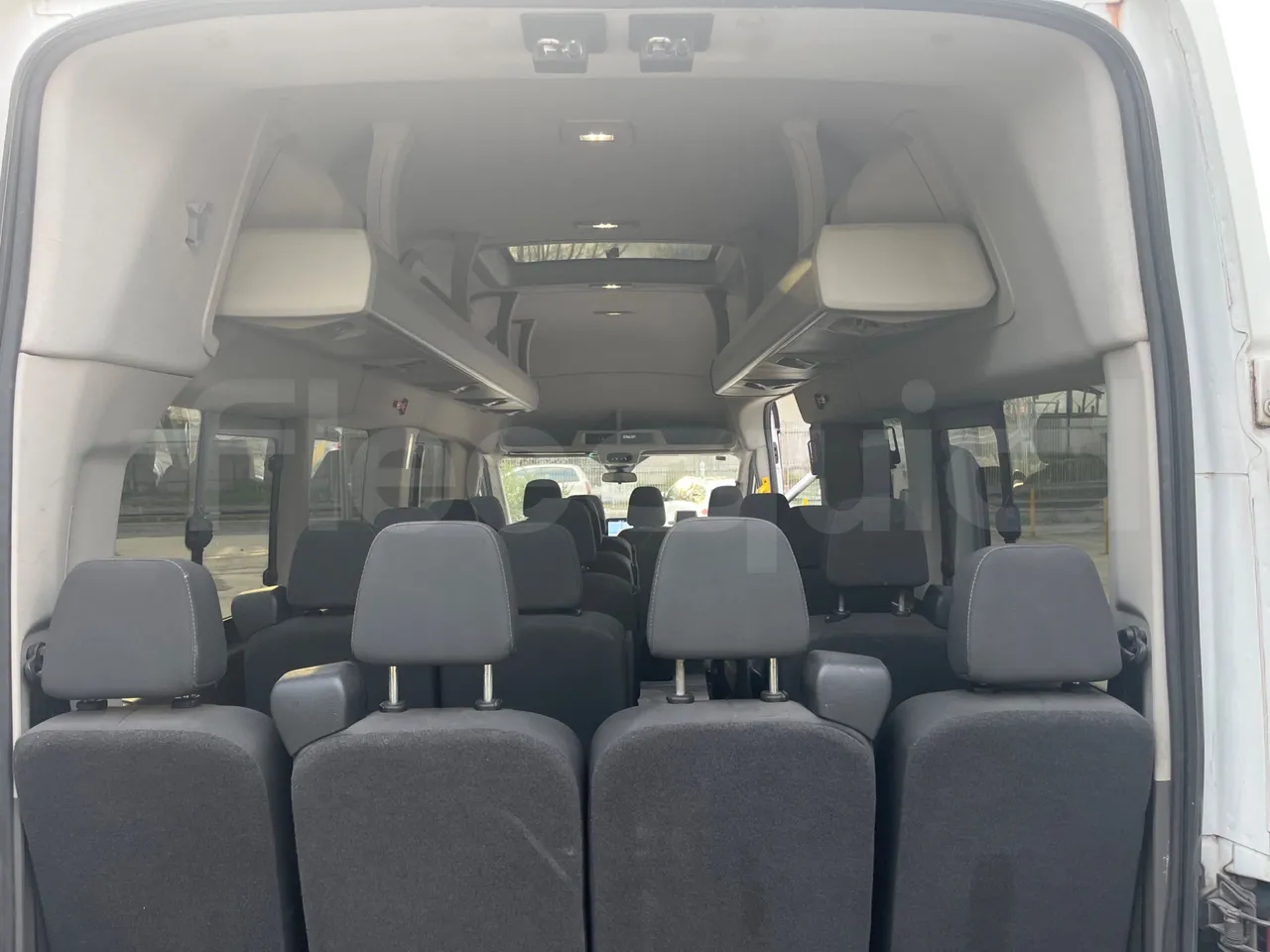 Ford Transit FBD - Euro 6 - 125 kW - 6.704 mt - forward view all seats last row height