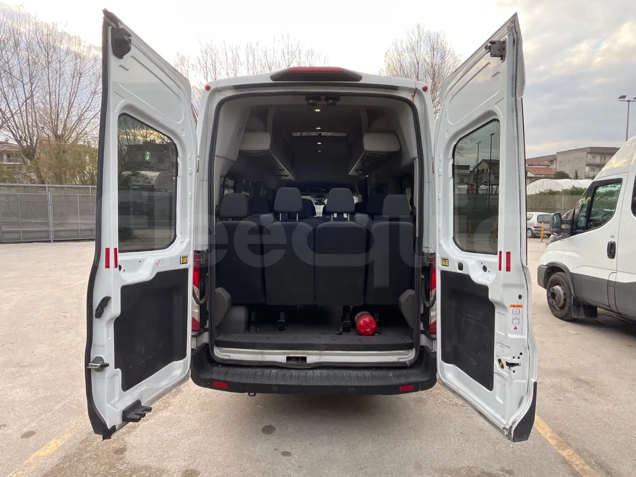 Ford Transit FBD - Euro 6 - 125 kW - 6.704 mt - luggage rack photo