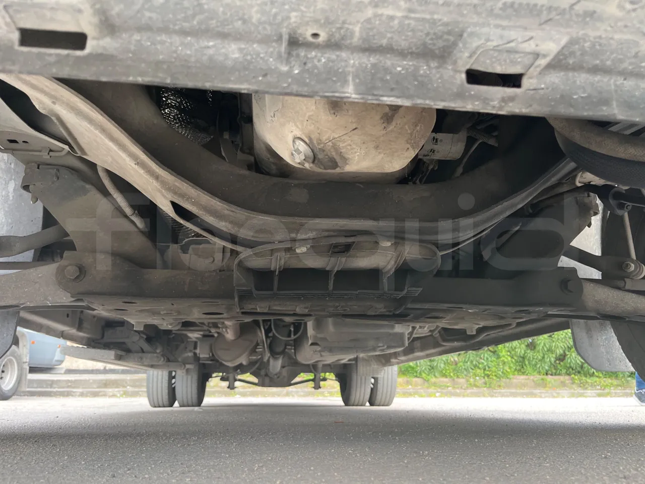 Ford Transit FBD - Euro 6 - 125 kW - 6.704 mt - front undercarriage from front