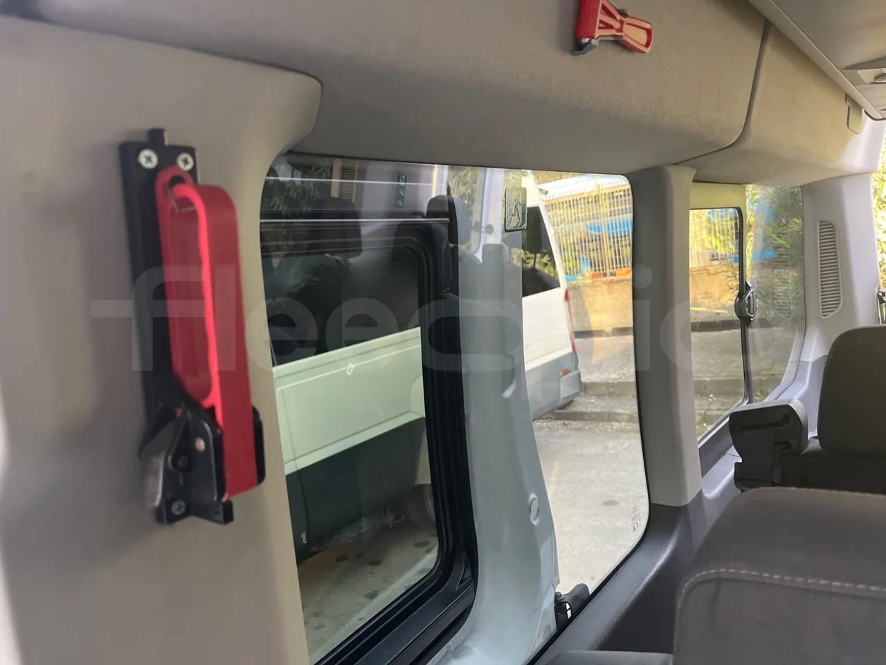 Ford Transit FBD - Euro 6 - 125 kW - 6.704 mt - turntable internal (18m)