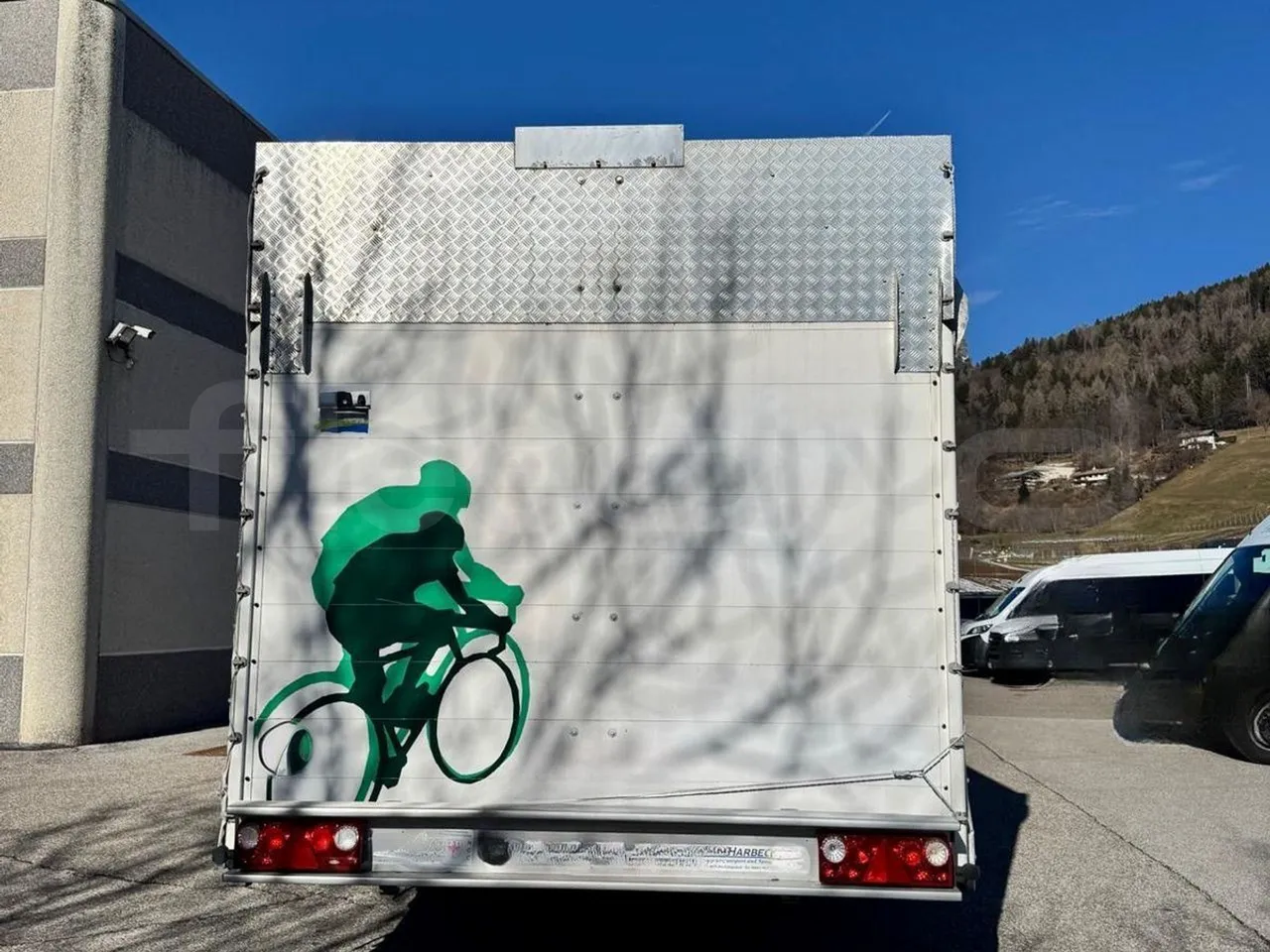 Harbeck Franz 0200TA Rimorchio - 7.500m - rear hatch closed