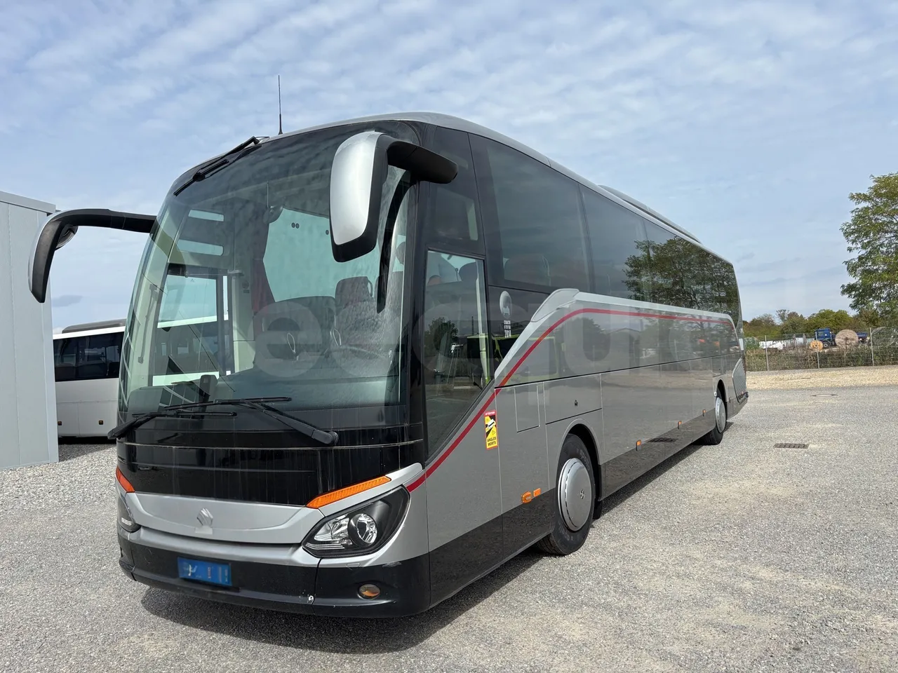 Setra S516 - 3/4 Front Left Side