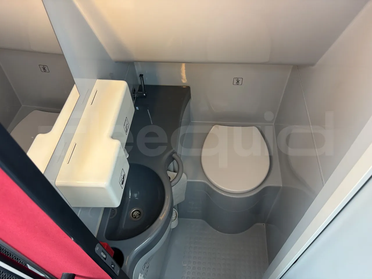 Setra S516 - Toilette