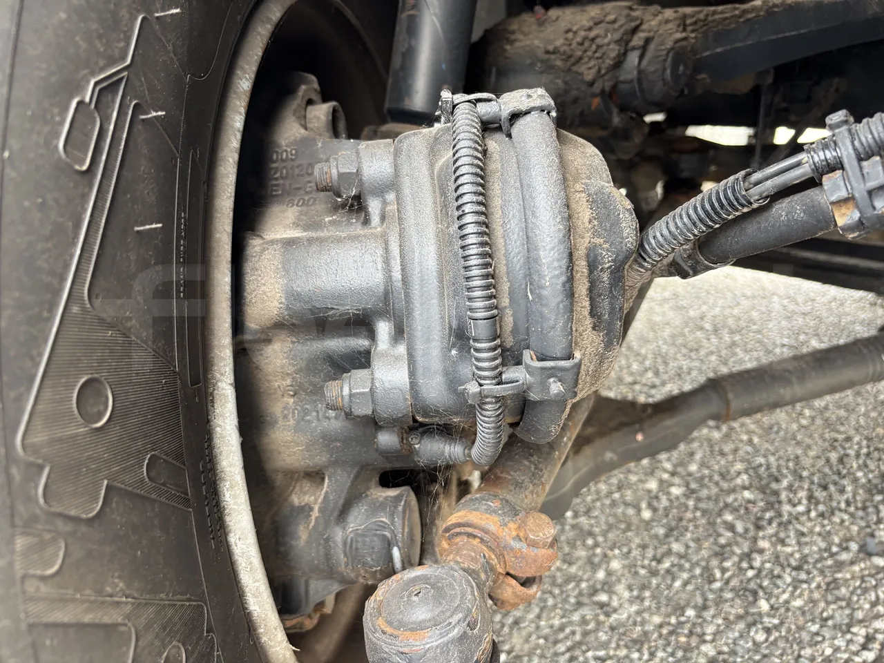 Setra S516 - First Axle Brake Calipers Right Side