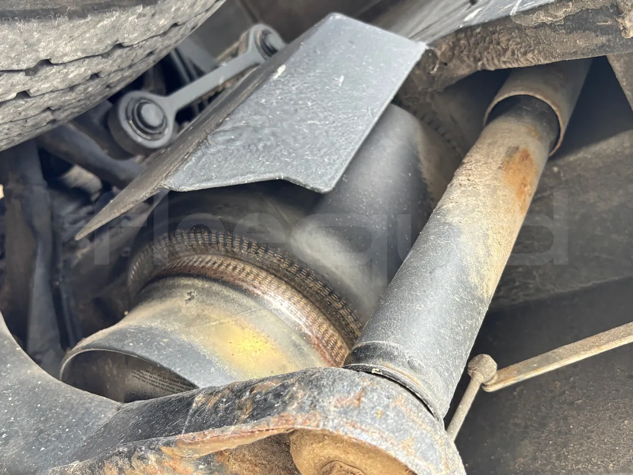 Setra S516 - Second Axle First Shock Absorbers Right Side