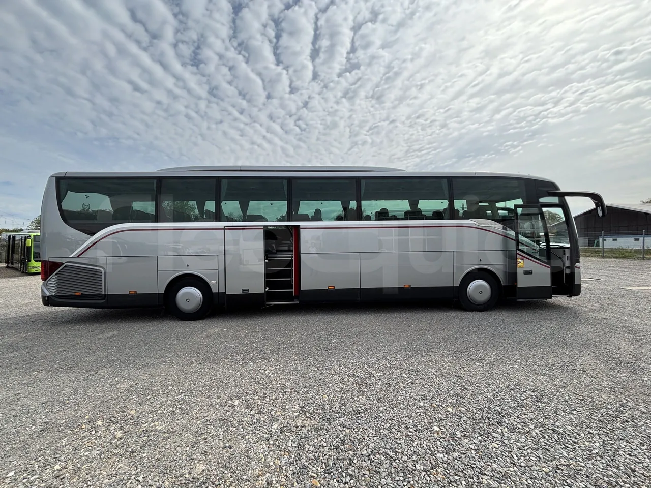 Setra S516 - Right Side Doors Open