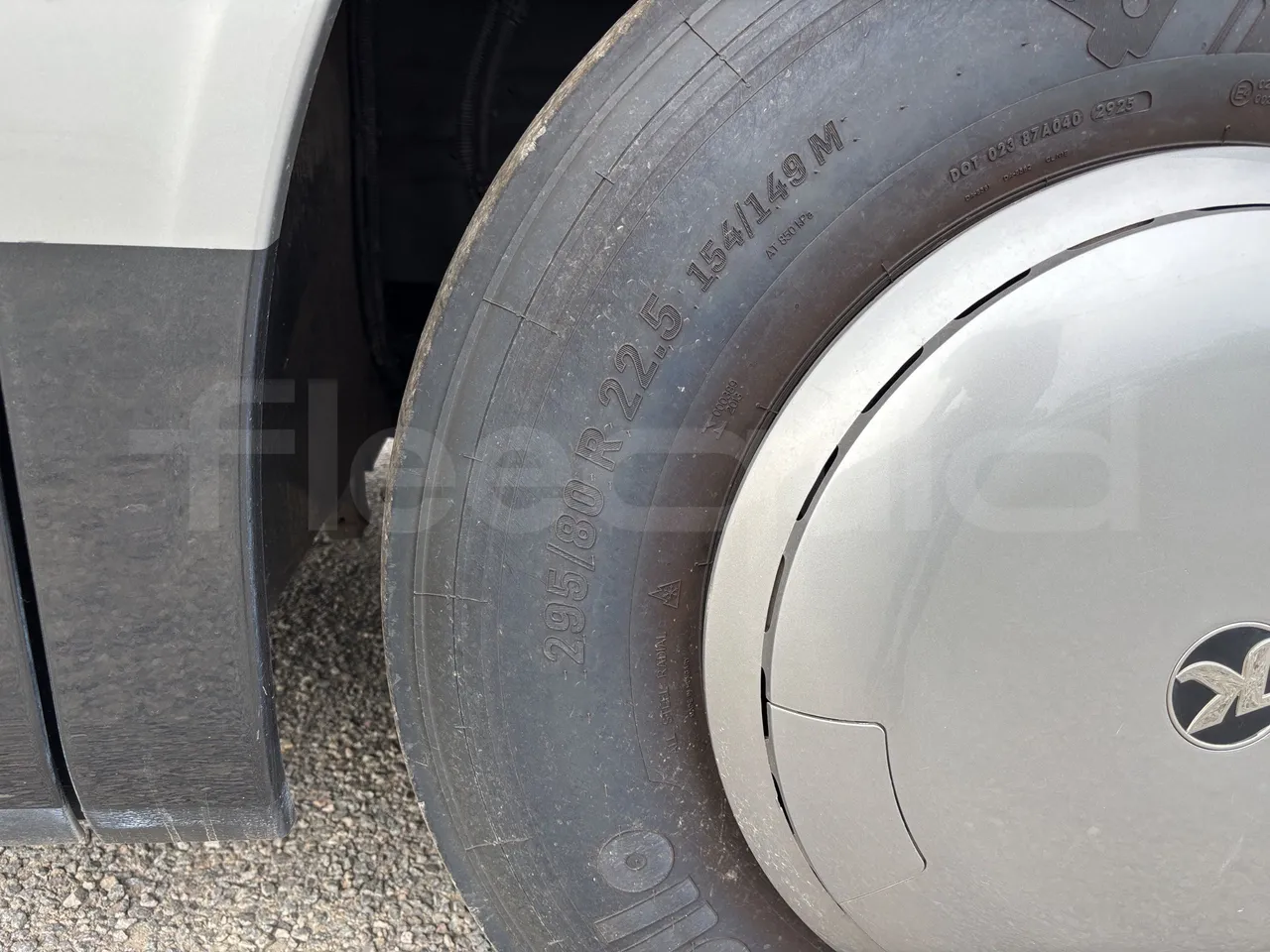 Setra S516 - First Axle Left Side: Tyre Size