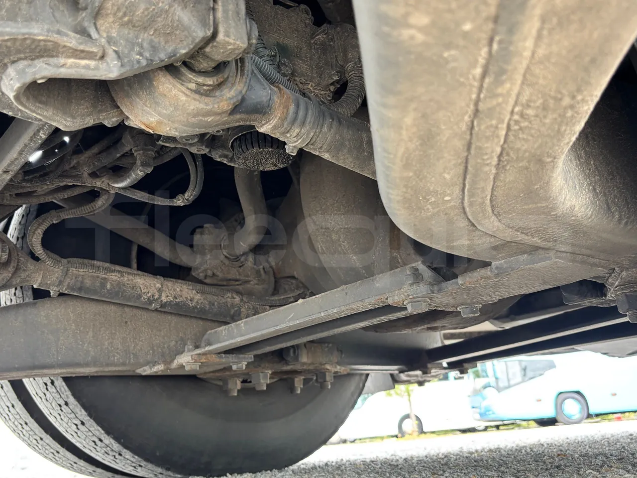 Setra S516 - Second Axle Left Side