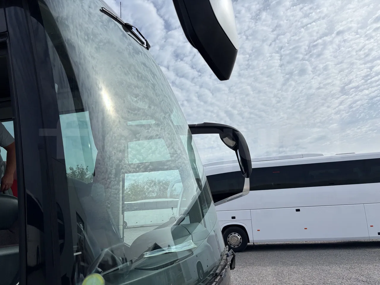 Setra S516 - Windscreen From Right Side