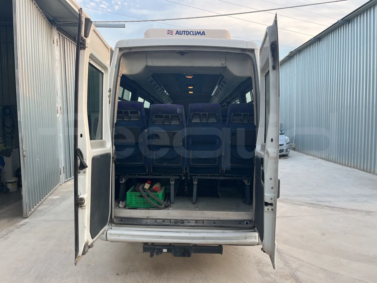 Iveco Daily - Rear Doors Open