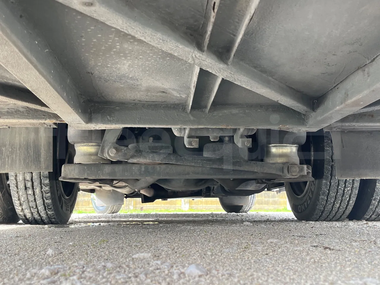 Mercedes-Benz MB 818 S SITCAR TR1 - Euro4 - 130kW - 7.640mt - bellows turntable (18m)