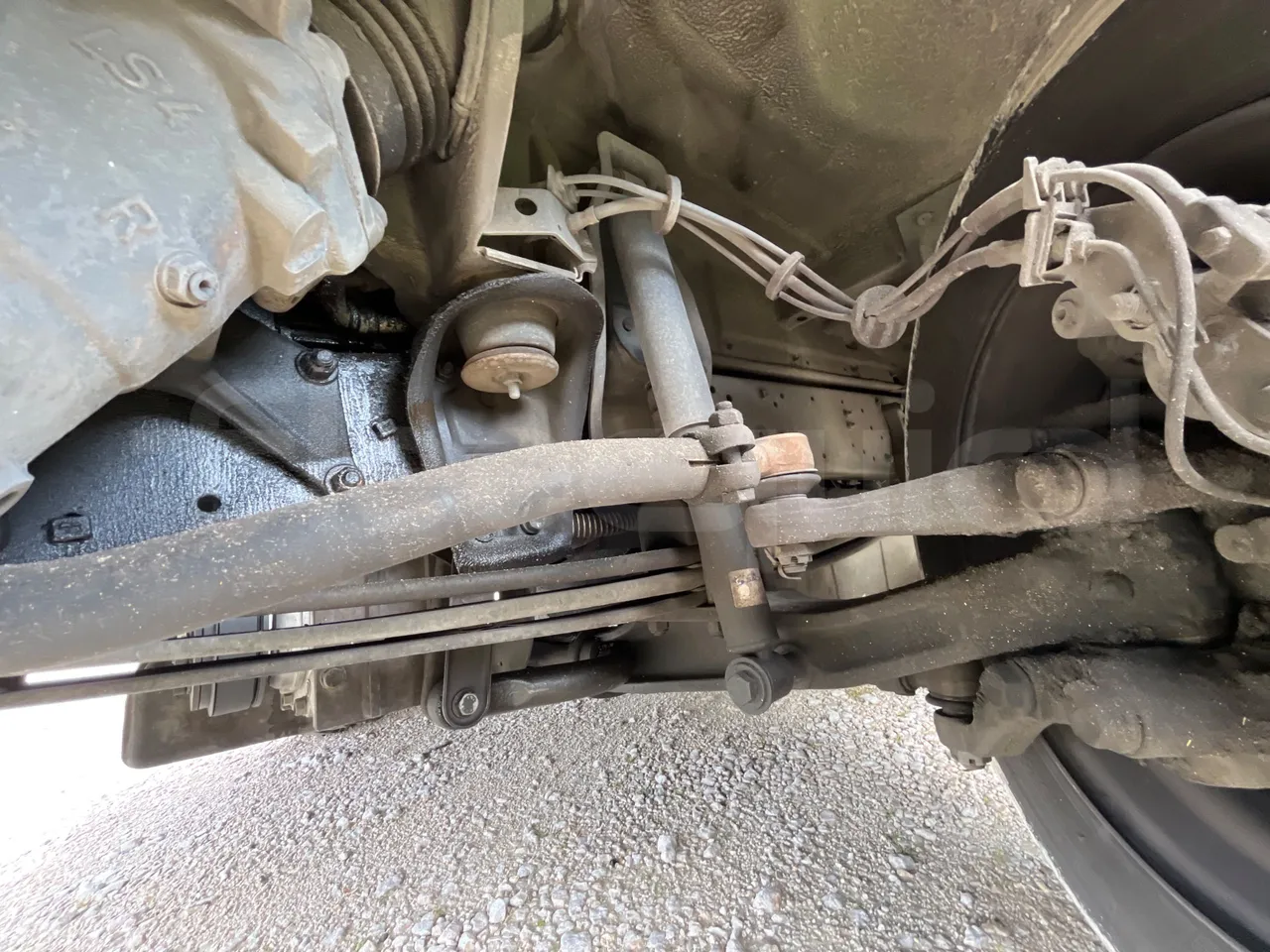 Mercedes-Benz MB 818 S SITCAR TR1 - Euro4 - 130kW - 7.640mt - front shock absorbers left