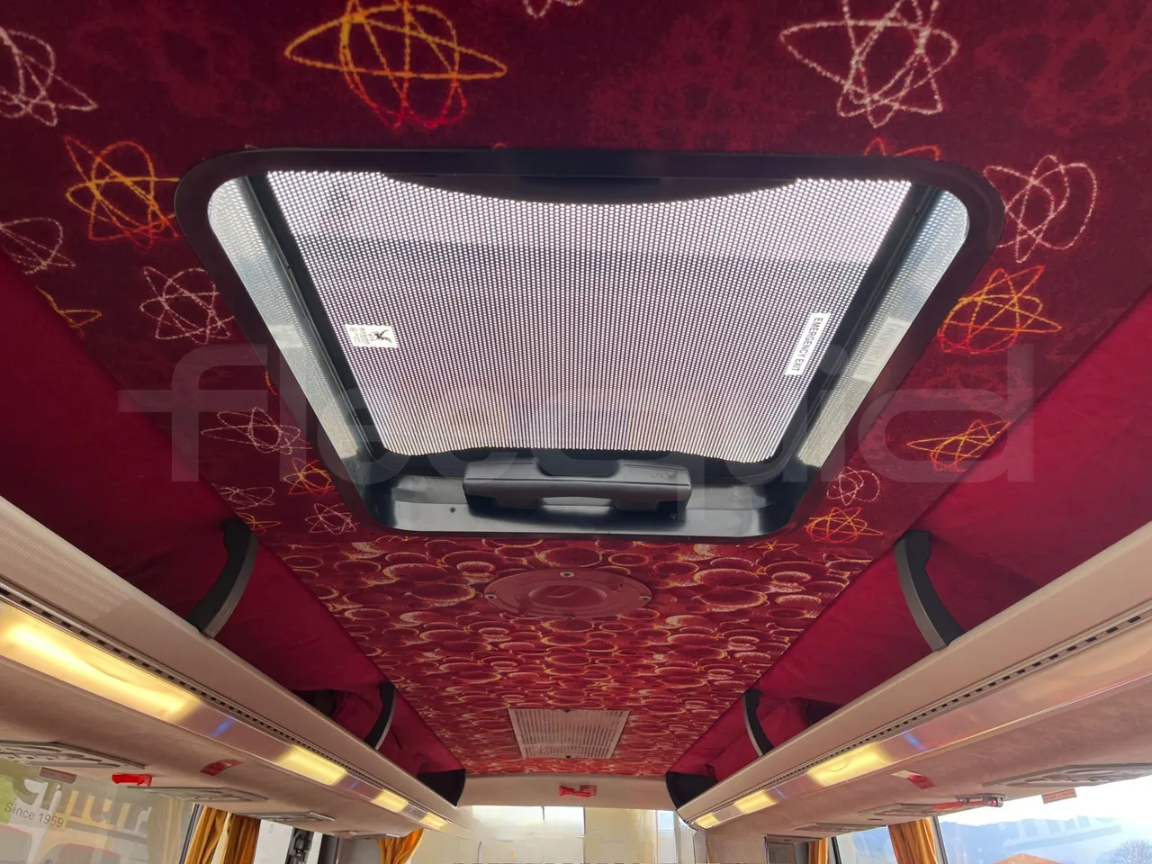 Mercedes-Benz MB 818 S SITCAR TR1 - Euro4 - 130kW - 7.640mt - roof hatch 2