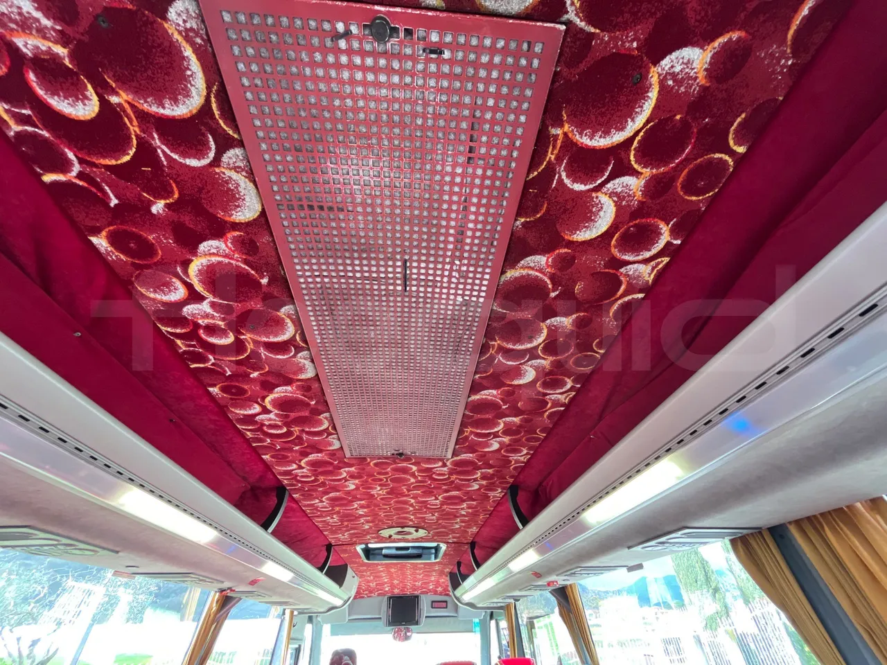 Mercedes-Benz MB 818 S SITCAR TR1 - Euro4 - 130kW - 7.640mt - overhead compartments photo