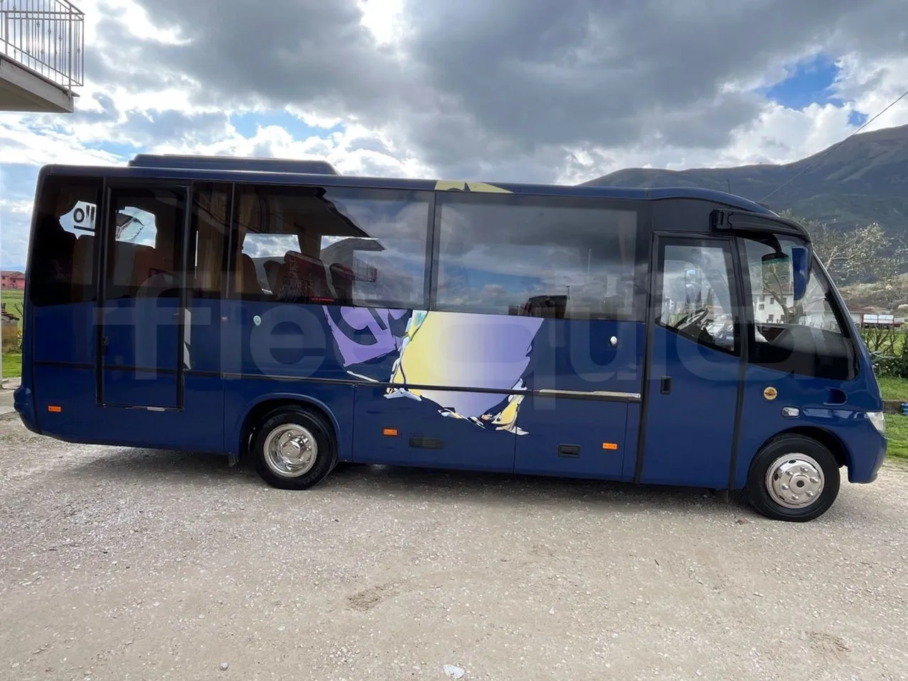 Mercedes-Benz MB 818 S SITCAR TR1 - Euro4 - 130kW - 7.640mt - right side doors closed