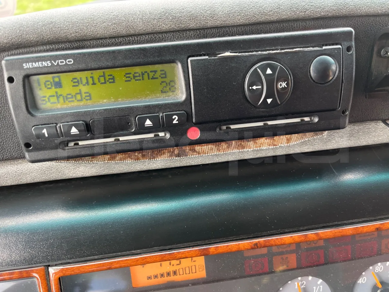 Mercedes-Benz MB 818 S SITCAR TR1 - Euro4 - 130kW - 7.640mt - Tachograph