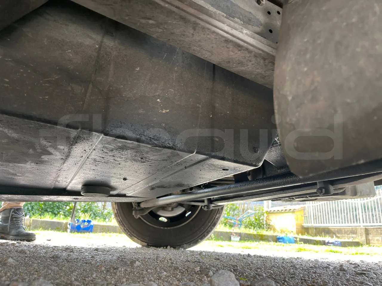 Mercedes-Benz MB 818 S SITCAR TR1 - Euro4 - 130kW - 7.640mt - front axle left side