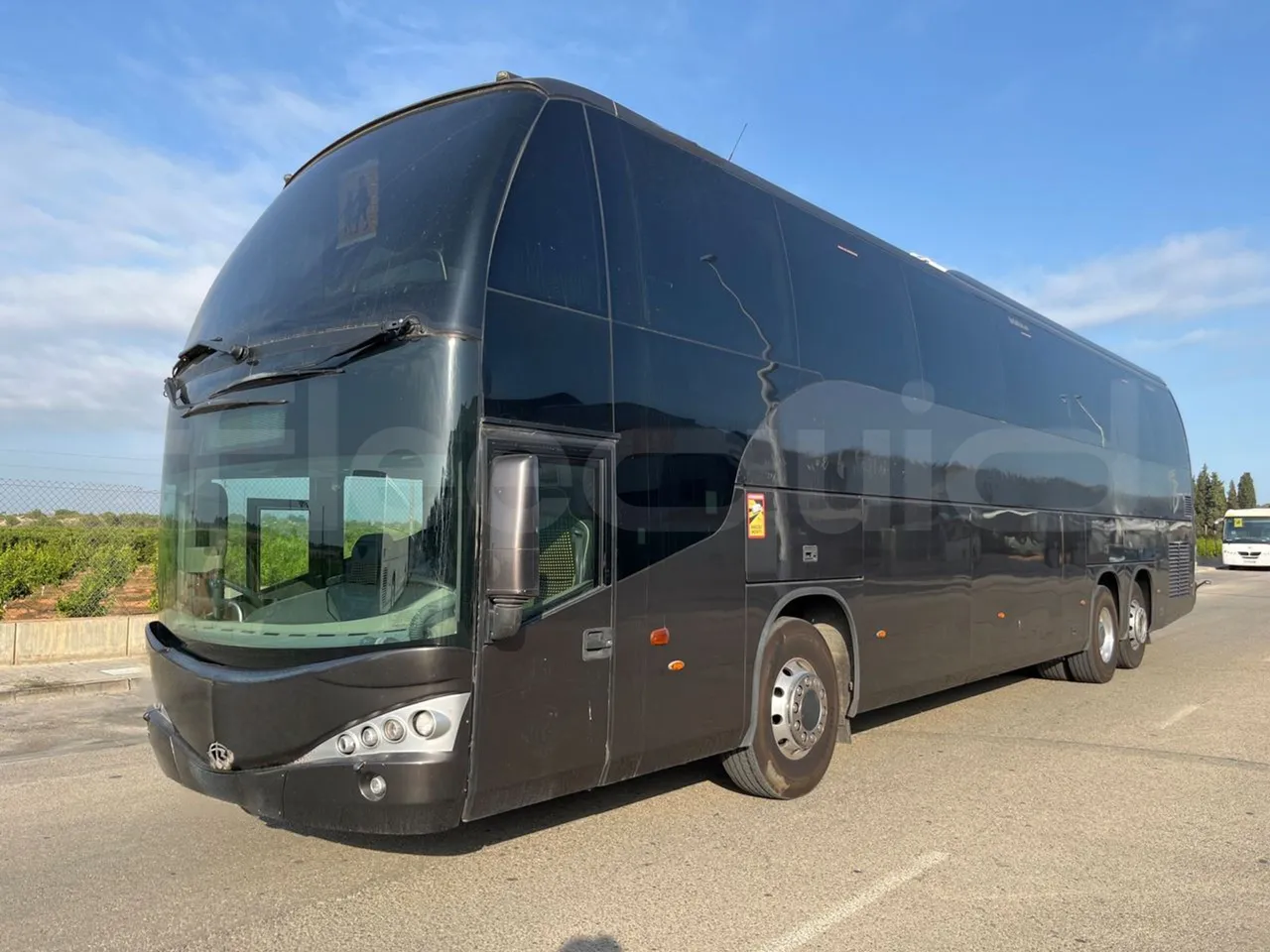 Beulas Man Glory HOC 24.480/ Euro5 - 353 Kw - 13.9 Mt - 3/4 front left (mandatory for bus to scrap)