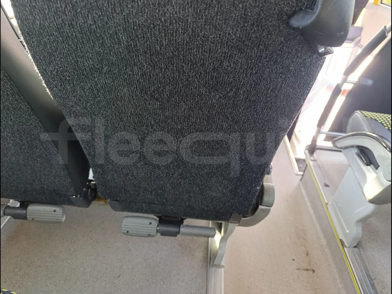 Beulas Man Glory HOC 24.480/ Euro5 - 353 Kw - 13.9 Mt - mesh detail photo