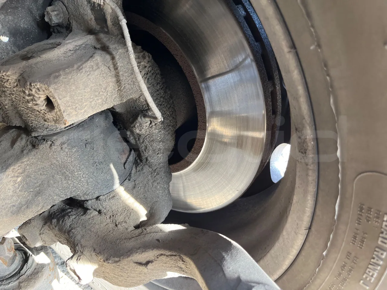 Beulas Man Glory HOC 24.480/ Euro5 - 353 Kw - 13.9 Mt - front discs left