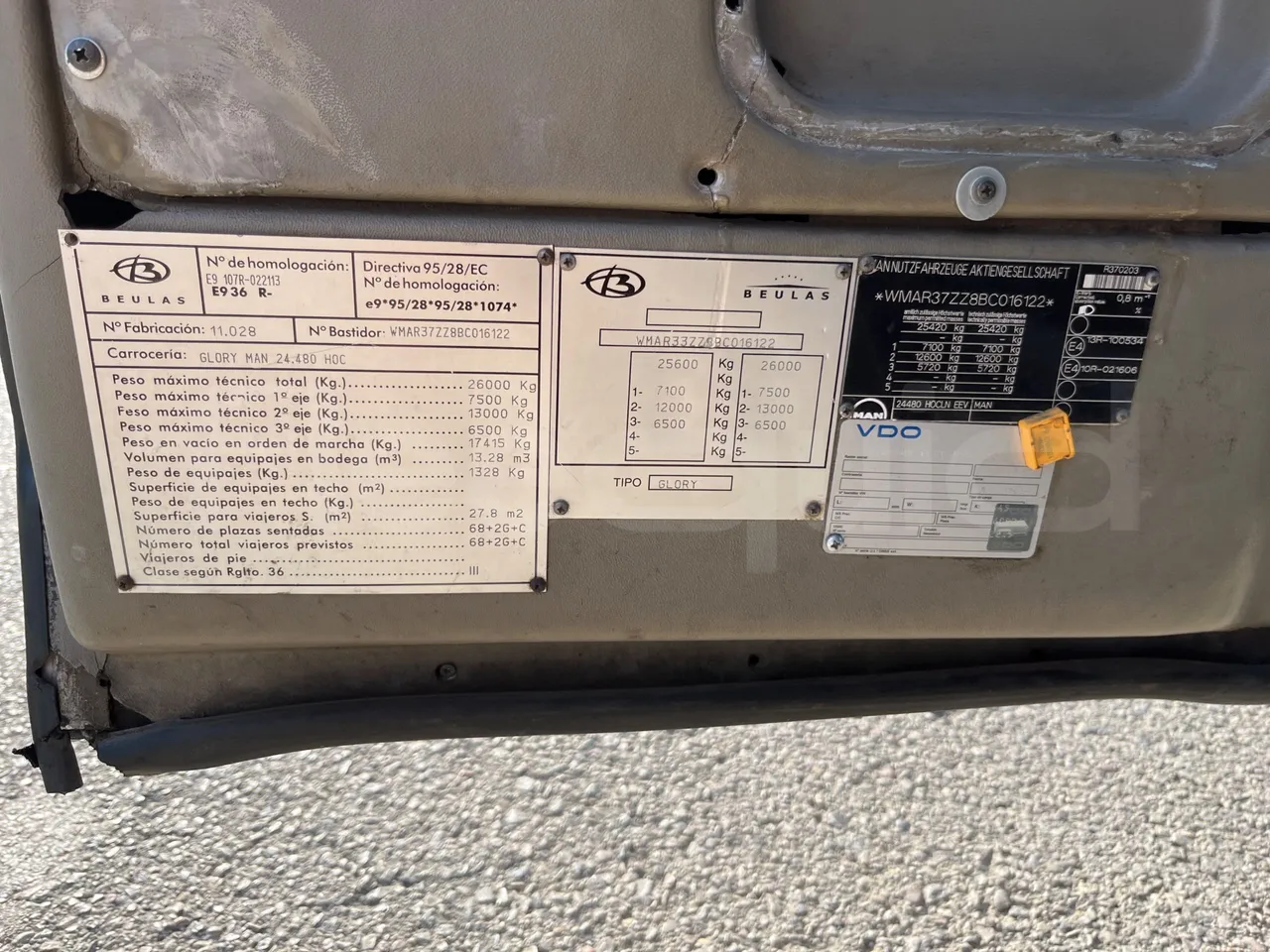 Beulas Man Glory HOC 24.480/ Euro5 - 353 Kw - 13.9 Mt - vehicle plate photo