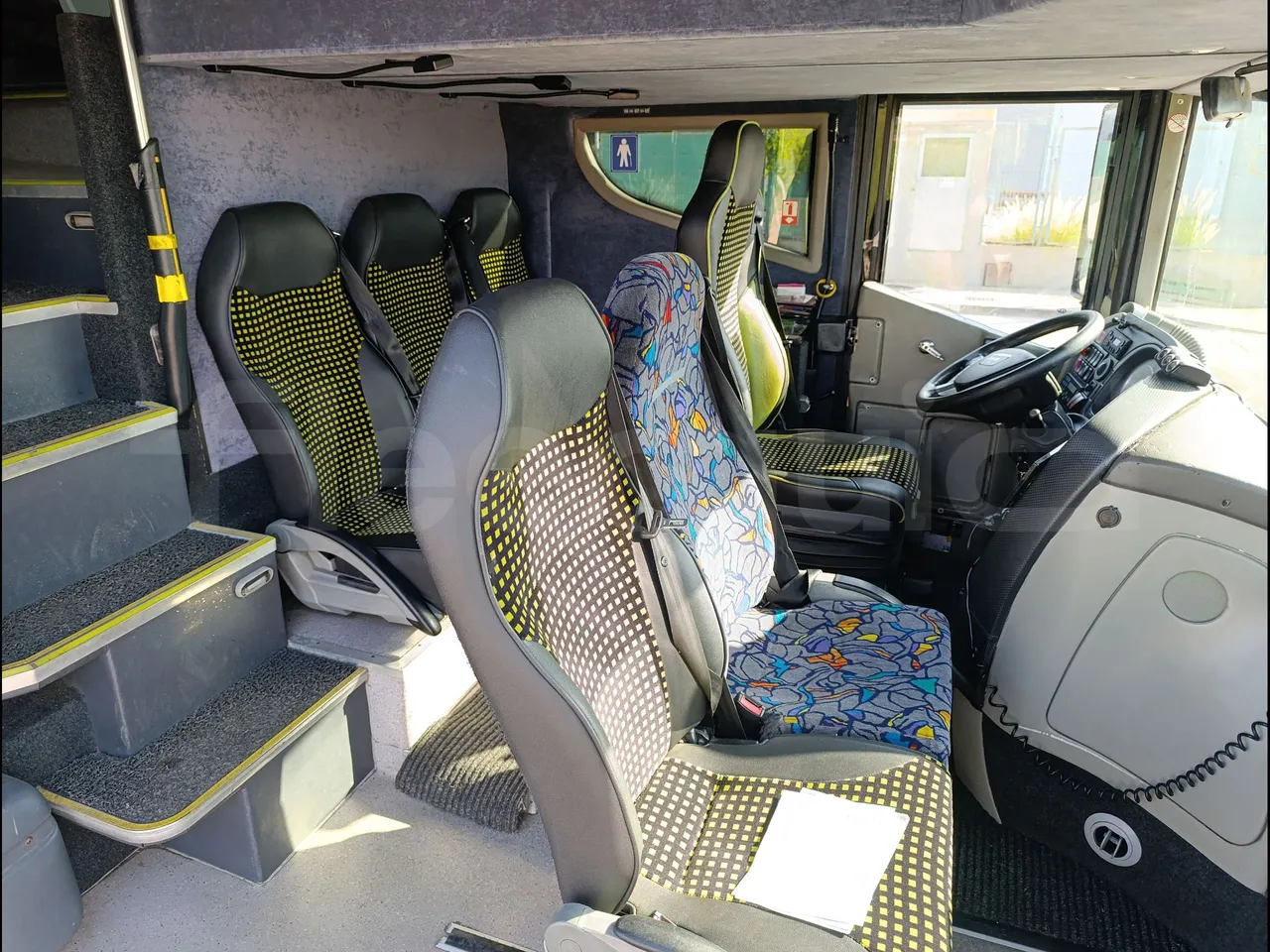 Beulas Man Glory HOC 24.480/ Euro5 - 353 Kw - 13.9 Mt - hostess seat photo