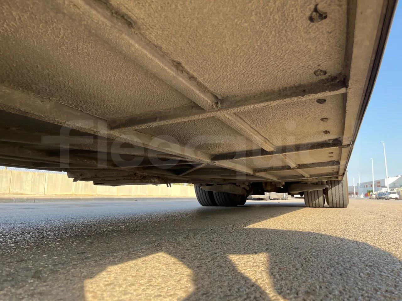 Beulas Man Glory HOC 24.480/ Euro5 - 353 Kw - 13.9 Mt - central undercarriage photo