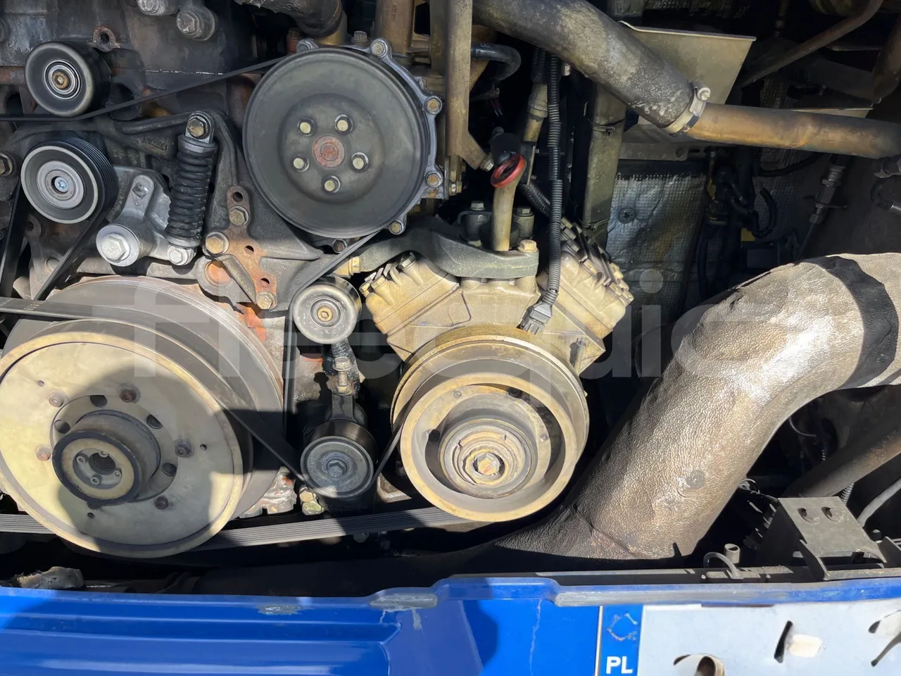 Mercedes-Benz Conecto 628B02.BD1GKEB/ Euro 6 - 265 Kw - 17.956 Mt - air conditioning compressor