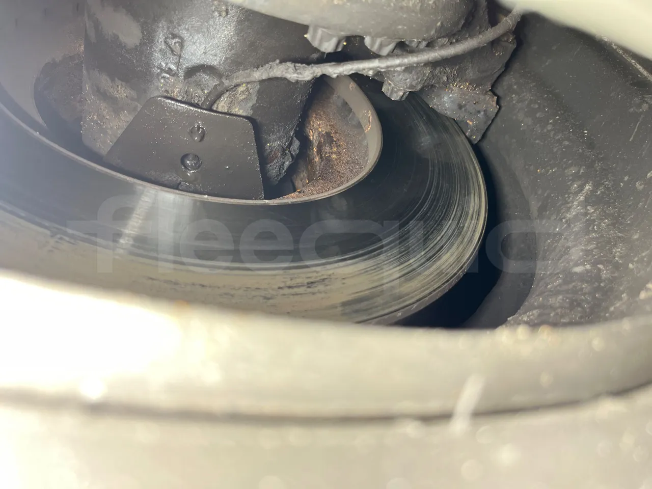 Mercedes-Benz Conecto 628B02.BD1GKEB/ Euro 6 - 265 Kw - 17.956 Mt - axle 2 discs left