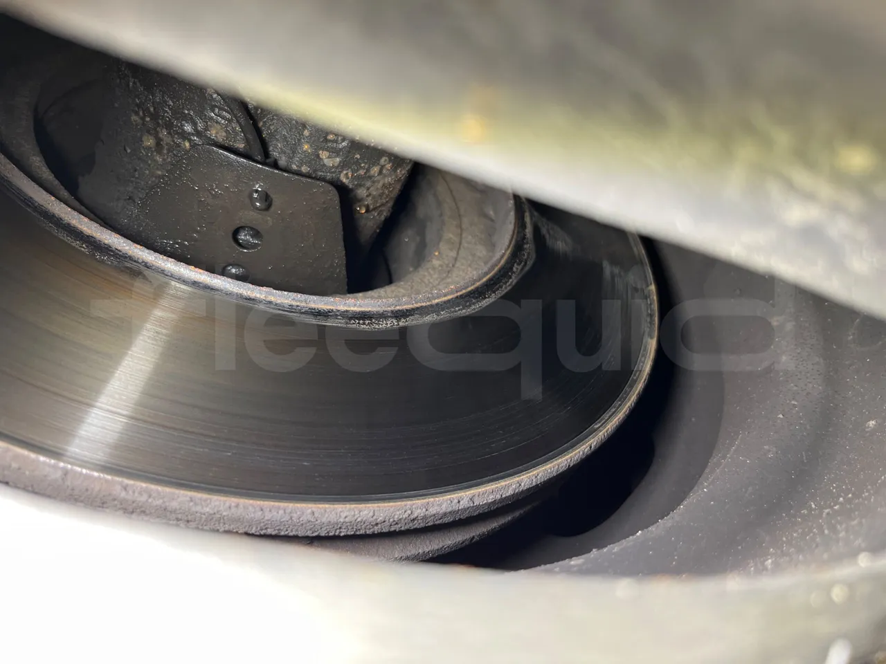 Mercedes-Benz Conecto 628B02.BD1GKEB/ Euro 6 - 265 Kw - 17.956 Mt - axel 3  discs right